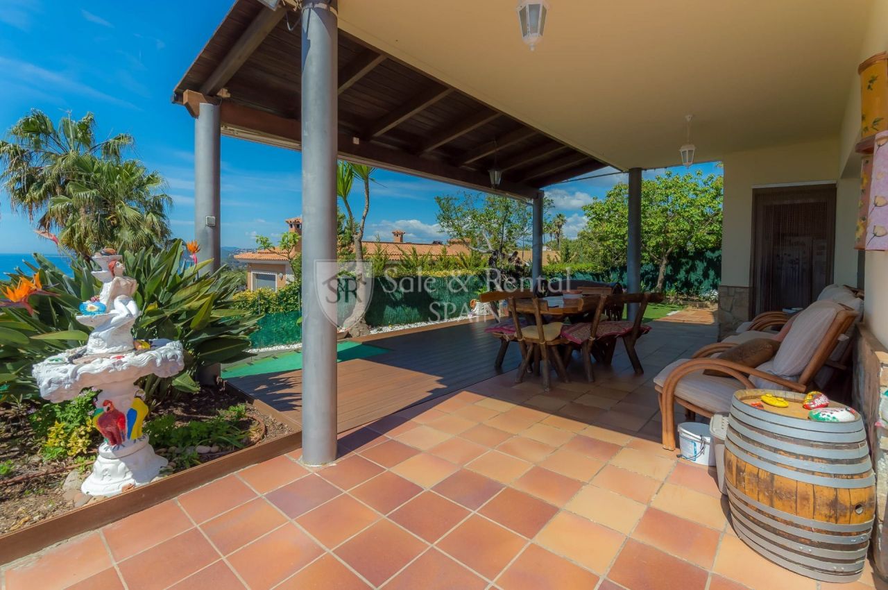 Вилла на Льорет-де-Мар, Испания, 458 м² - фото 4