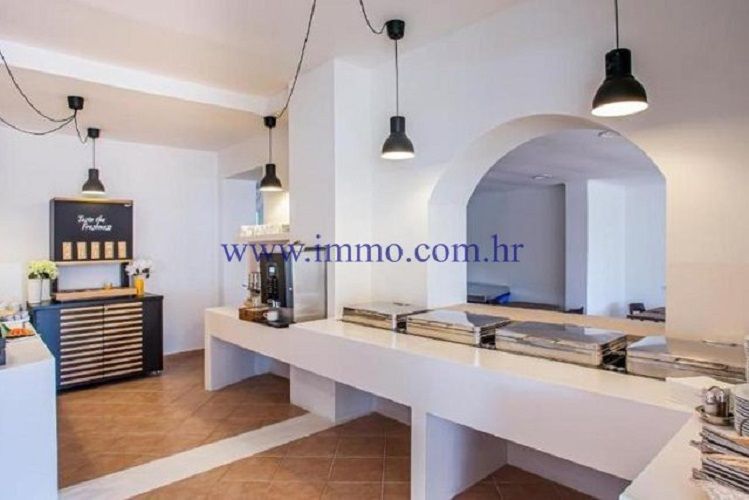 Отель, гостиница на Корчуле, Хорватия, 2 537 м² - фото 14