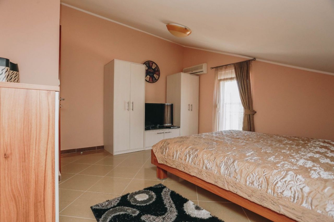 Квартира в Будве, Черногория, 144 м² - фото 7