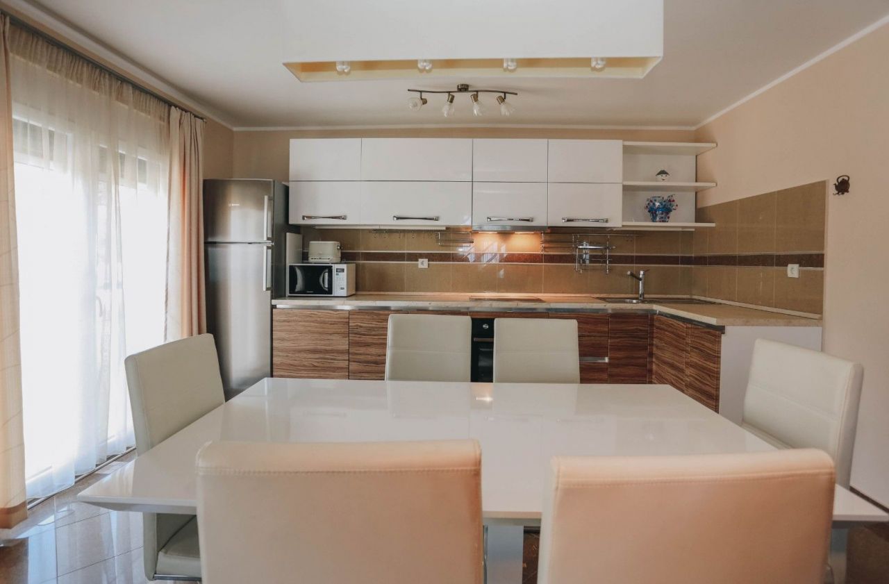 Квартира в Будве, Черногория, 144 м² - фото 16