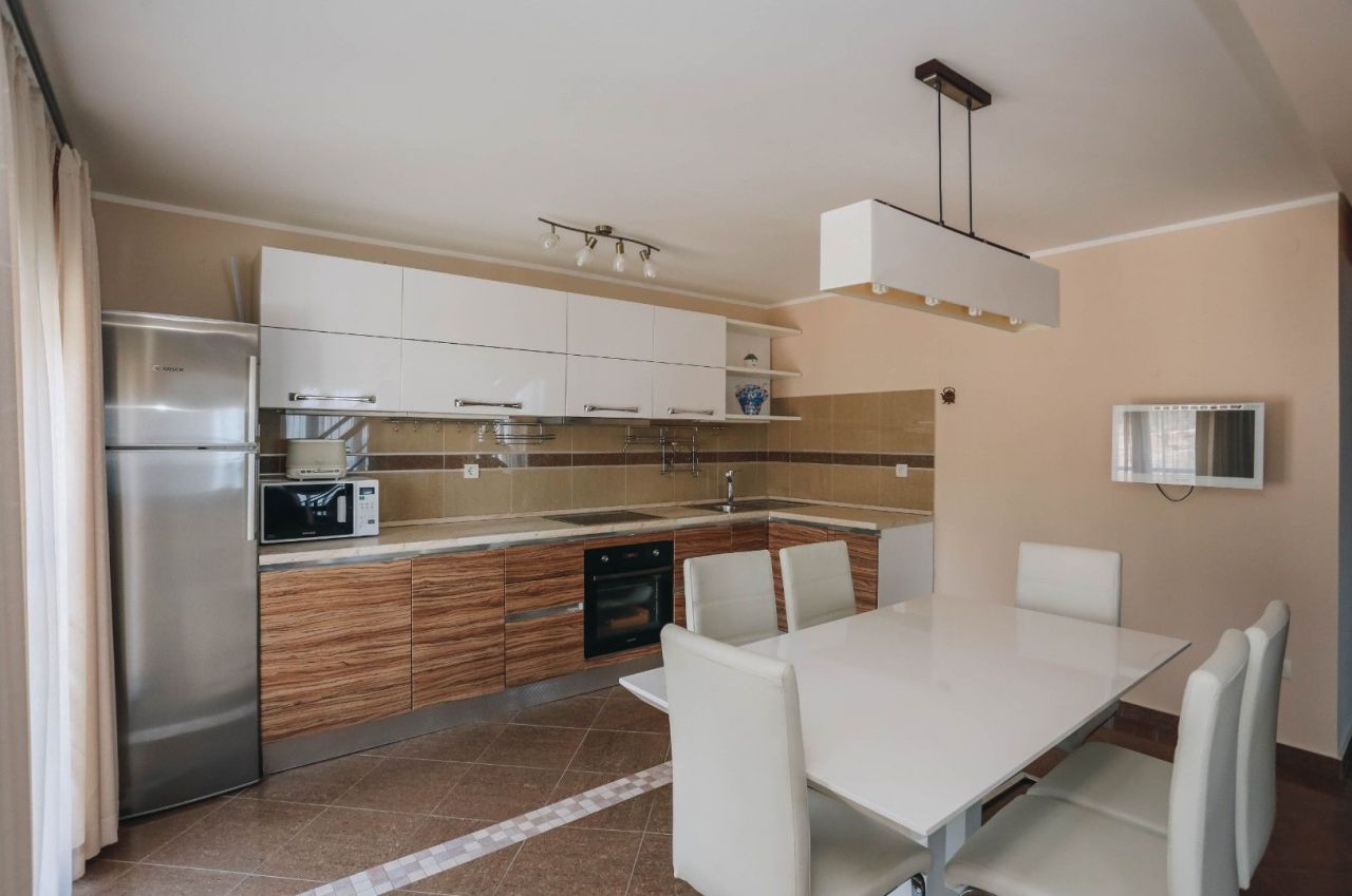 Квартира в Будве, Черногория, 144 м² - фото 17