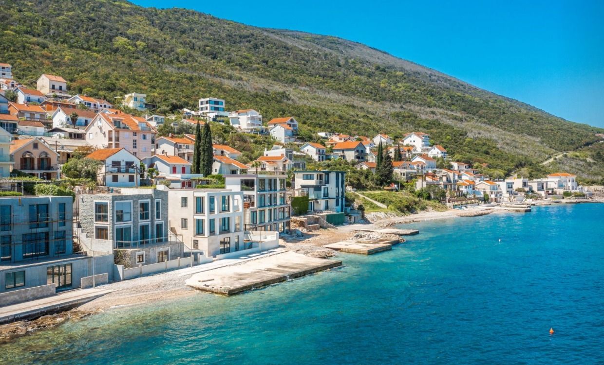 Вилла в Крашичах, Черногория, 225 м² - фото 2