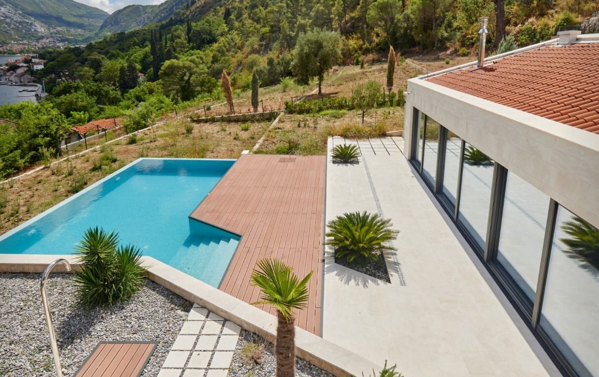 Вилла в Прчани, Черногория, 373 м² - фото 2