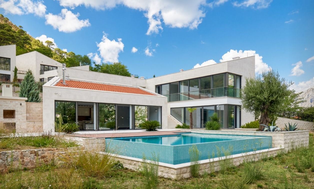 Вилла в Прчани, Черногория, 373 м² - фото 3