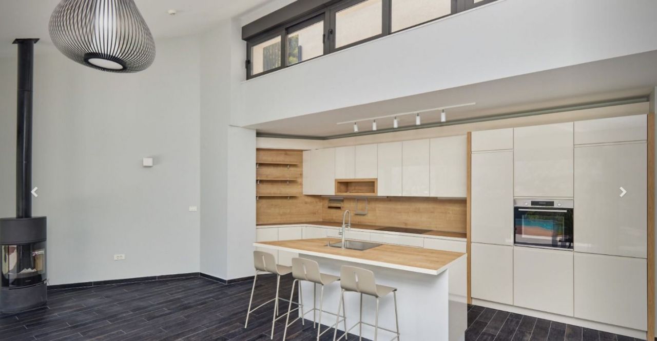 Вилла в Прчани, Черногория, 373 м² - фото 5