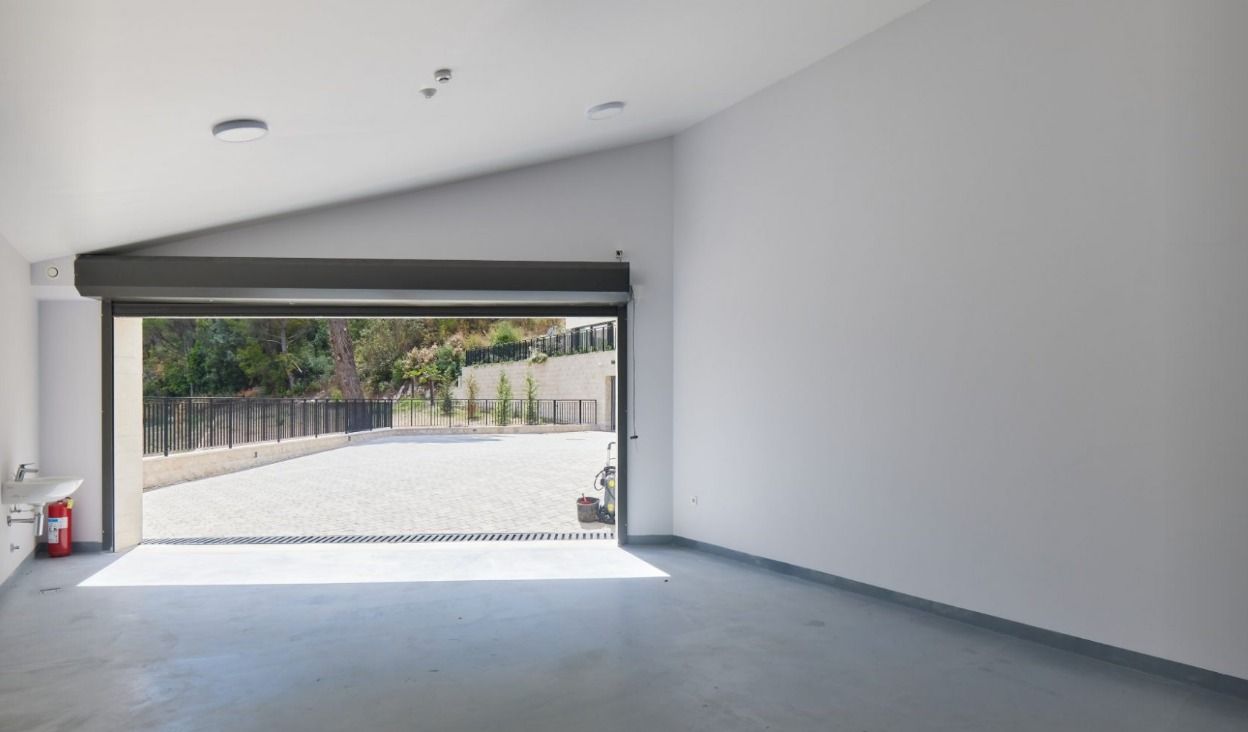 Вилла в Прчани, Черногория, 373 м² - фото 17