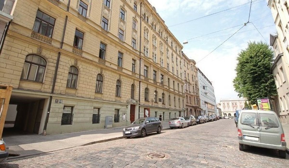 Коммерческая недвижимость в Риге, Латвия, 340 м2 - фото 1