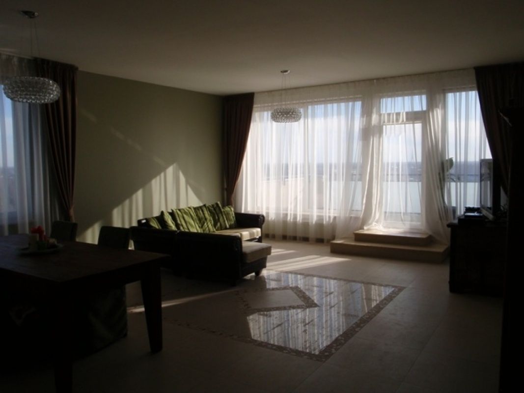 Квартира в Риге, Латвия, 305 м2 - фото 1