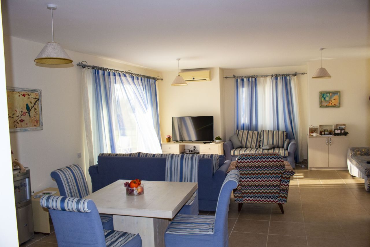 Квартира в Бафре, Кипр, 130 м2 - фото 1