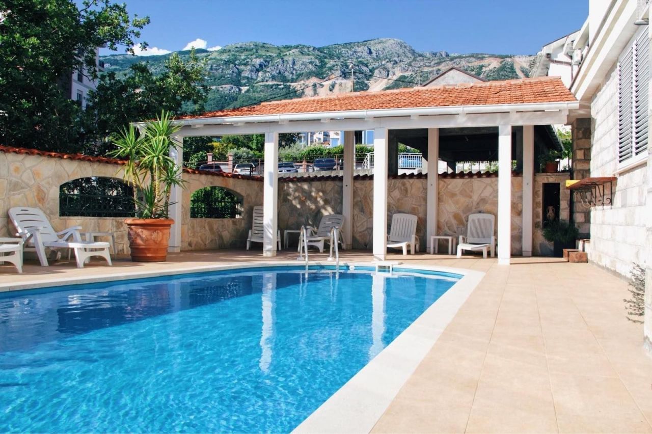 Отель, гостиница в Бечичи, Черногория - фото 3