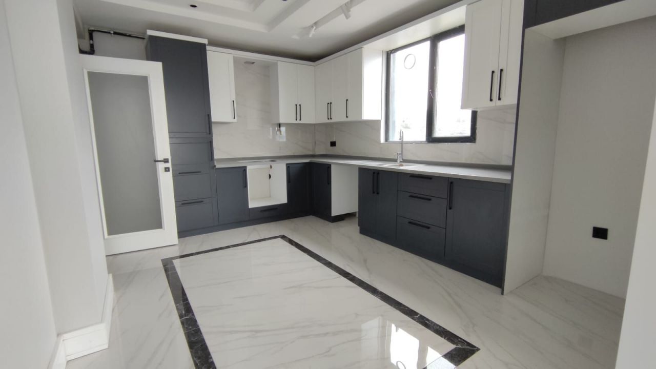 Квартира в Самсуне, Турция, 170 м² - фото 1