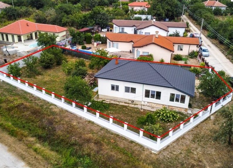 Дом в Гурково, Болгария, 110 м2 - фото 1