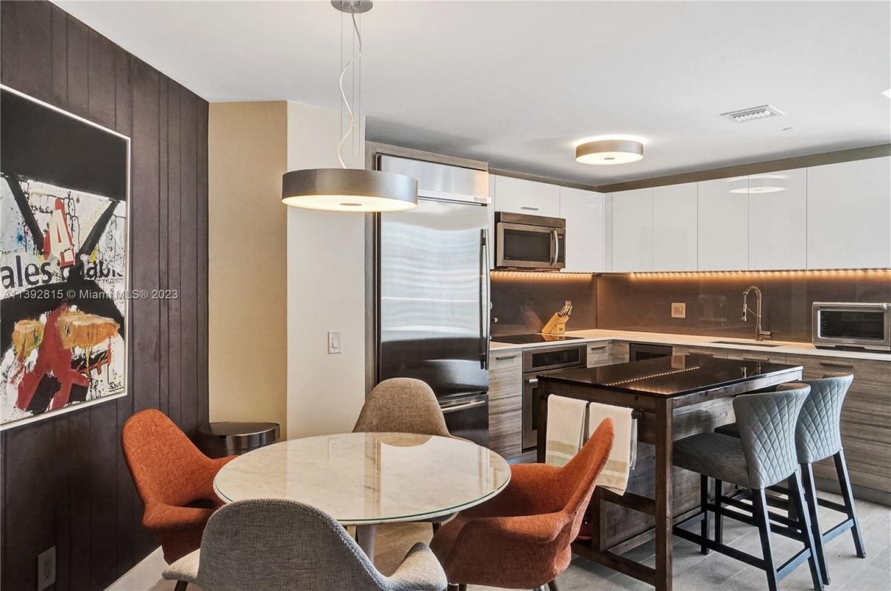 Квартира в Майами, США, 100 м² - фото 14