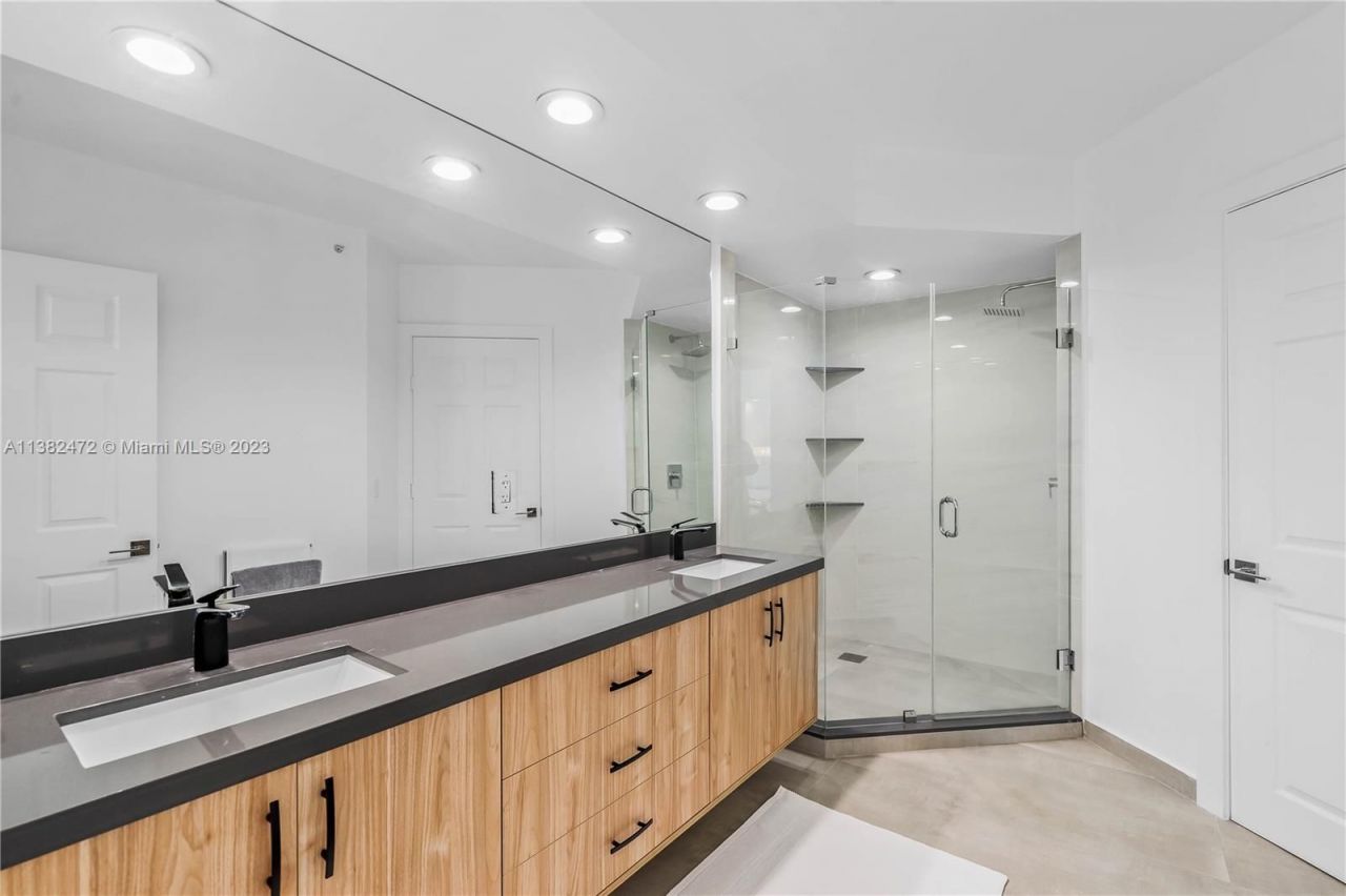 Квартира в Майами, США, 160 м² - фото 9