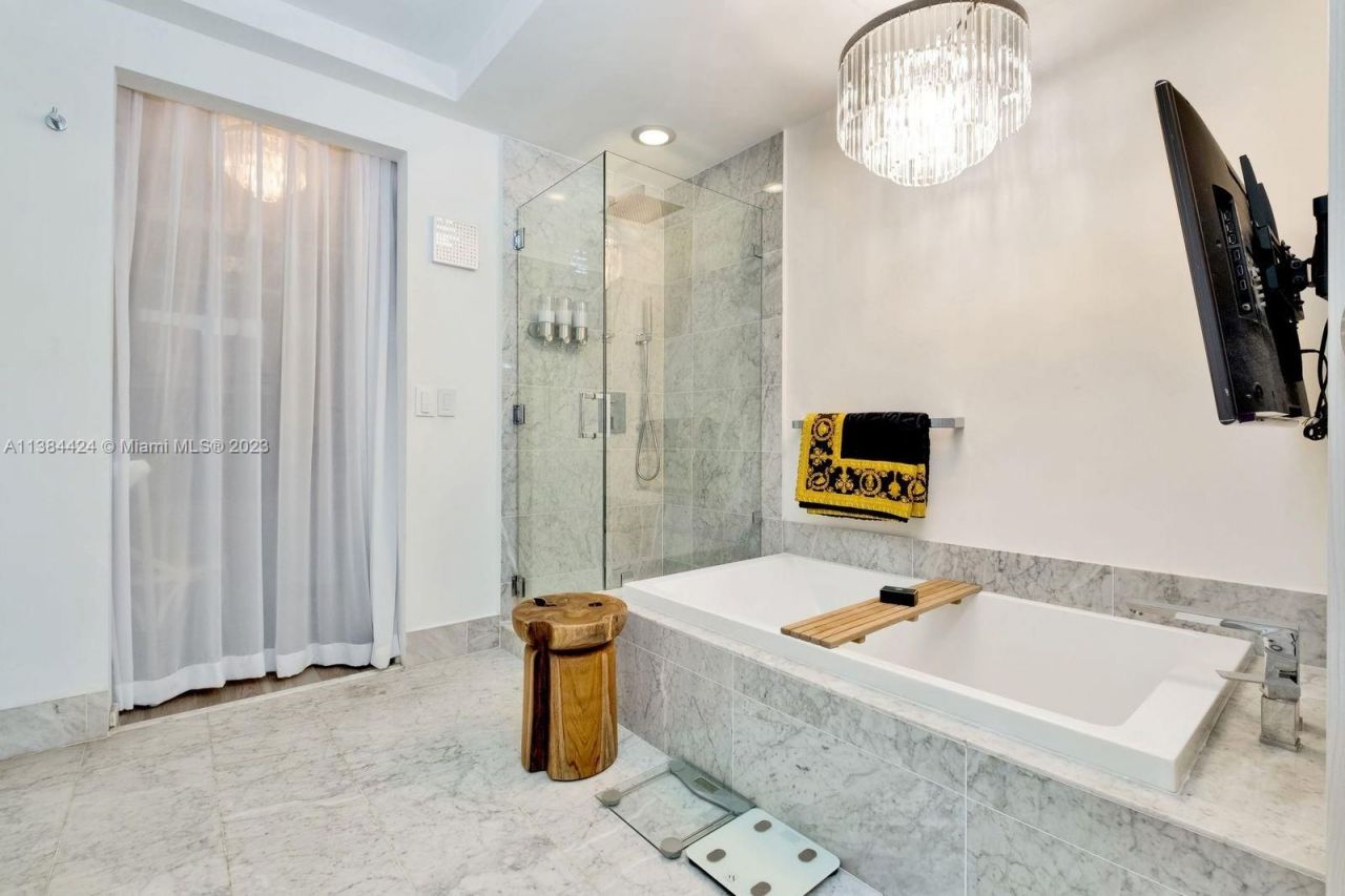 Квартира в Майами, США, 120 м² - фото 11