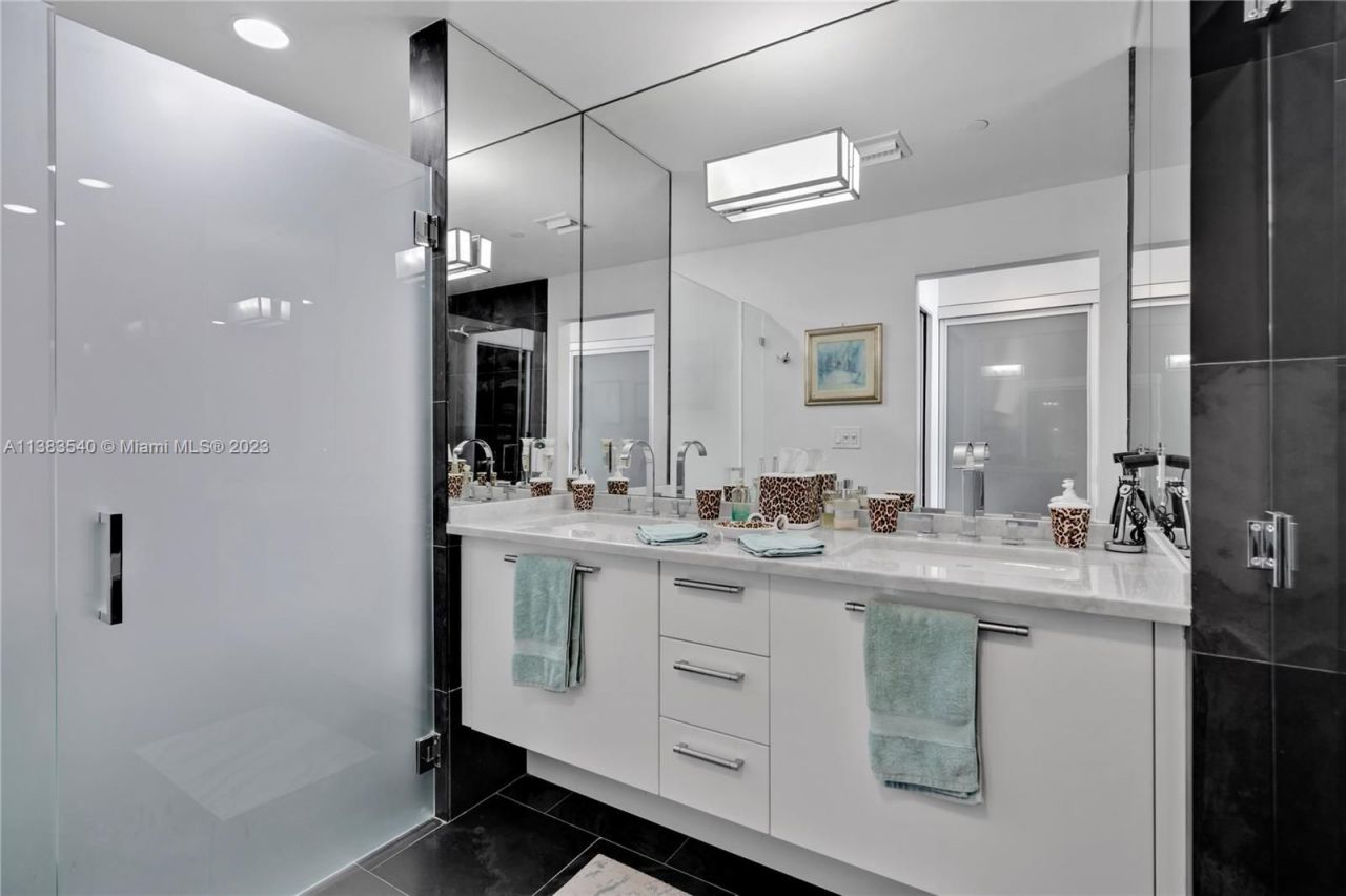 Квартира в Майами, США, 150 м² - фото 10