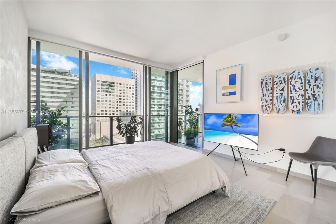 Квартира в Майами, США, 150 м² - фото 9