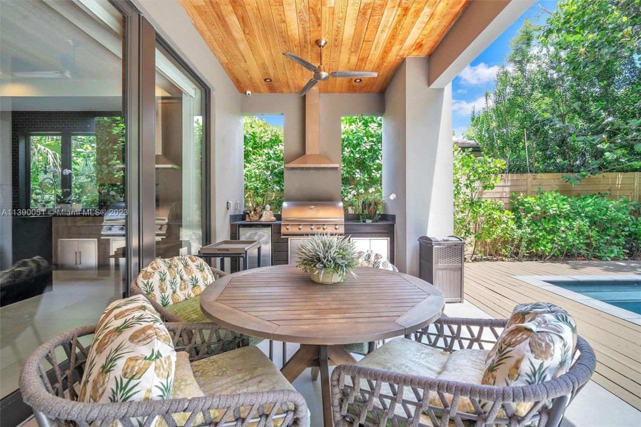 Дом в Майами, США, 390 м² - фото 11