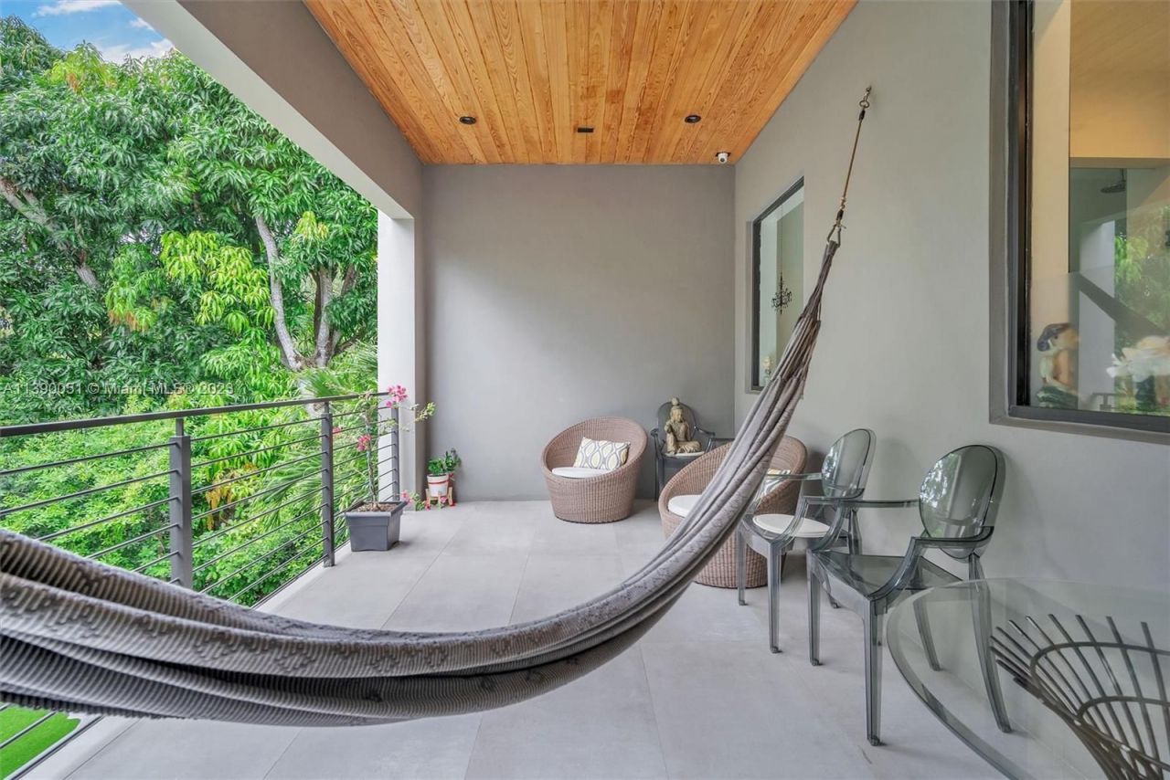 Дом в Майами, США, 390 м² - фото 16