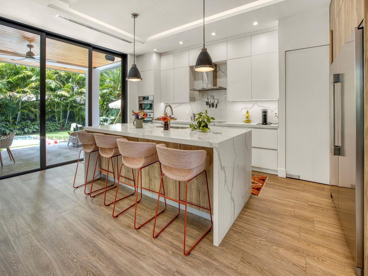 Дом в Майами, США, 400 м² - фото 9