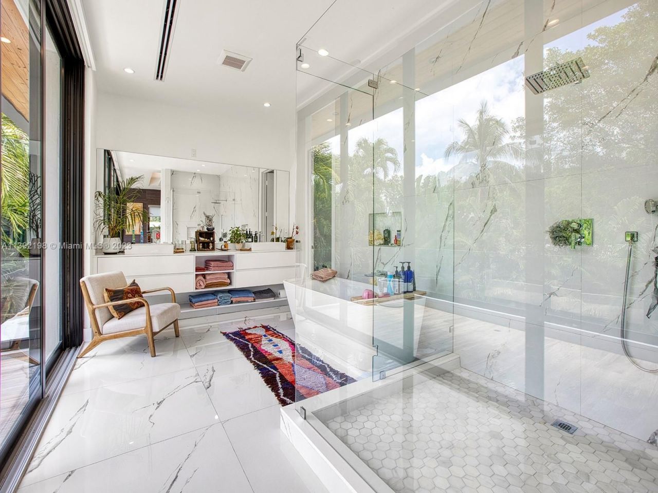 Дом в Майами, США, 400 м² - фото 15