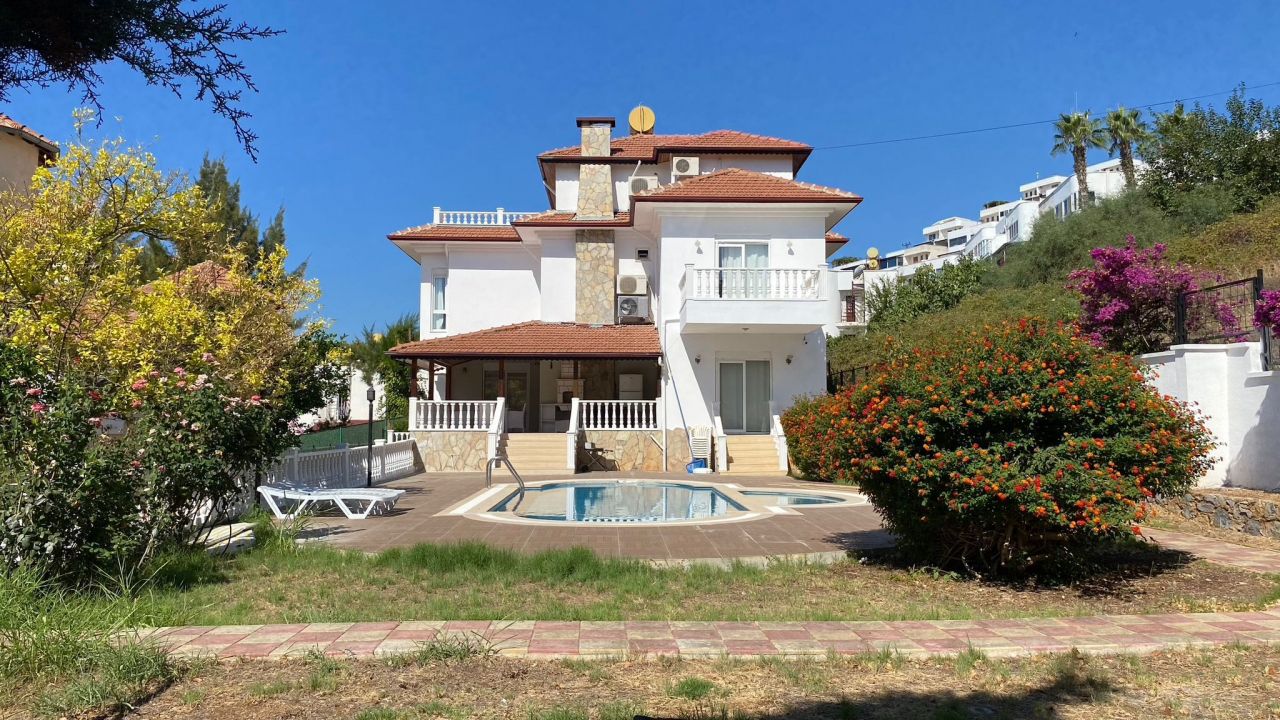 Вилла в Алании, Турция, 300 м² - фото 1