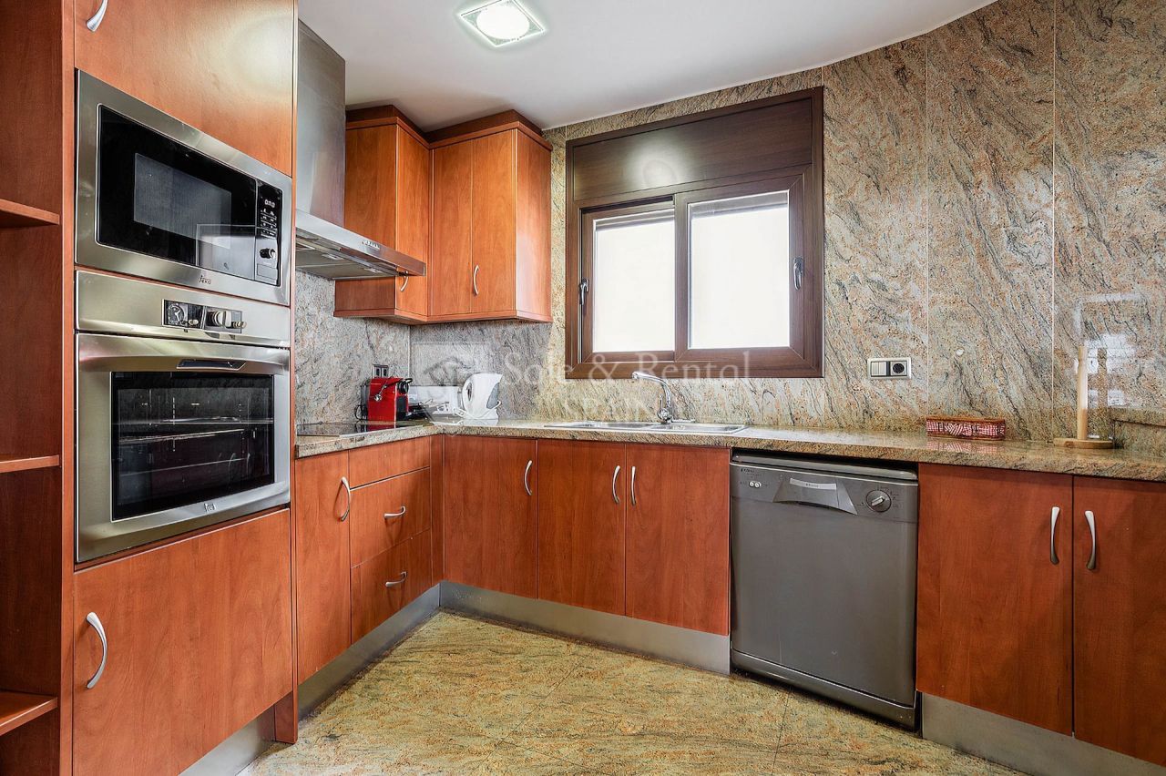 Вилла на Льорет-де-Мар, Испания, 258 м² - фото 7