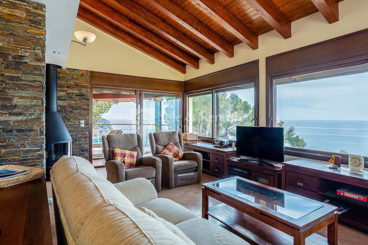 Вилла на Льорет-де-Мар, Испания, 258 м² - фото 5