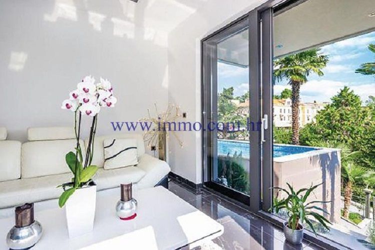 Вилла в Опатии, Хорватия, 763 м² - фото 2