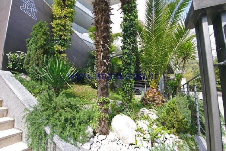 Вилла в Опатии, Хорватия, 763 м² - фото 15