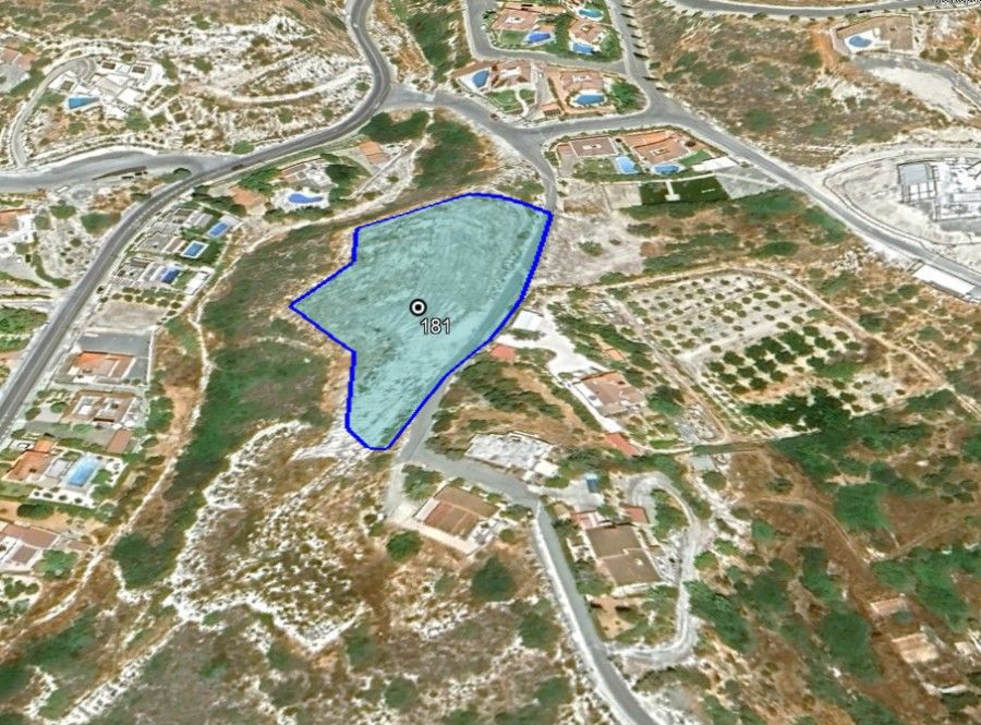 Земля в Лимасоле, Кипр, 5 790 м2 - фото 1