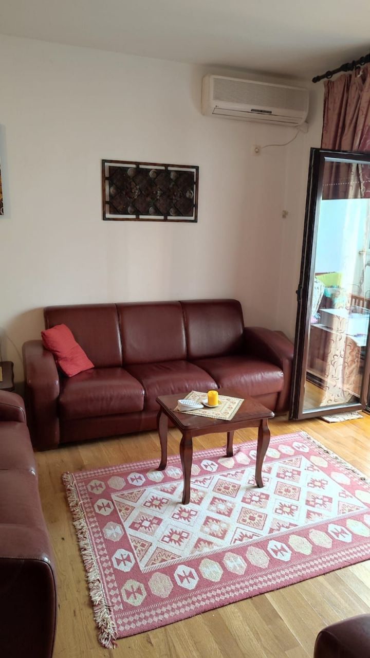 Квартира в Петроваце, Черногория, 60 м2 - фото 1
