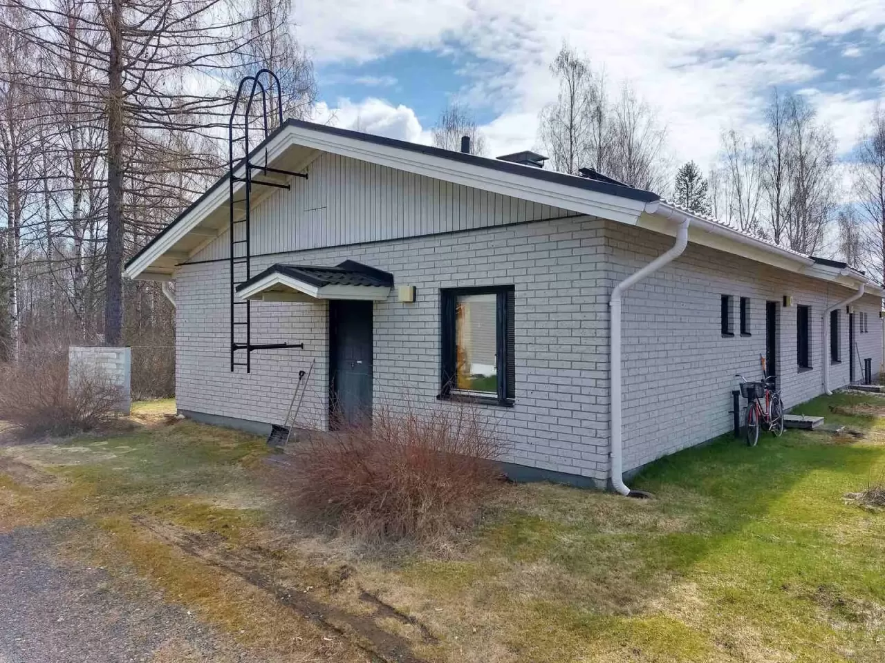 Таунхаус в Йоэнсуу, Финляндия, 35 м² - фото 1