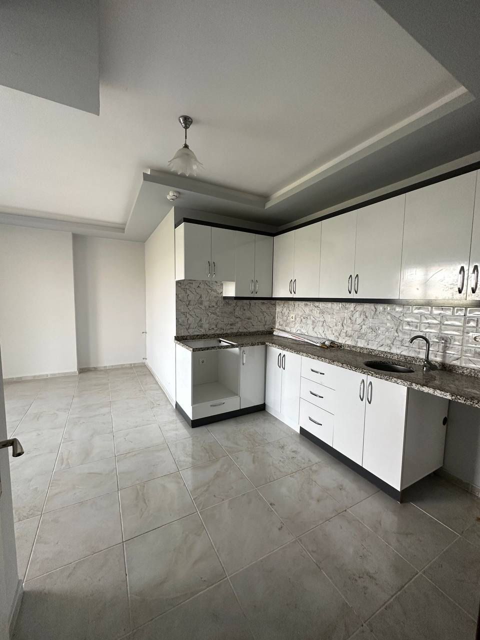 Квартира в Мерсине, Турция, 110 м² - фото 1