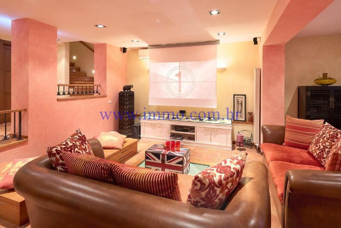 Вилла в Сплите, Хорватия, 400 м² - фото 4