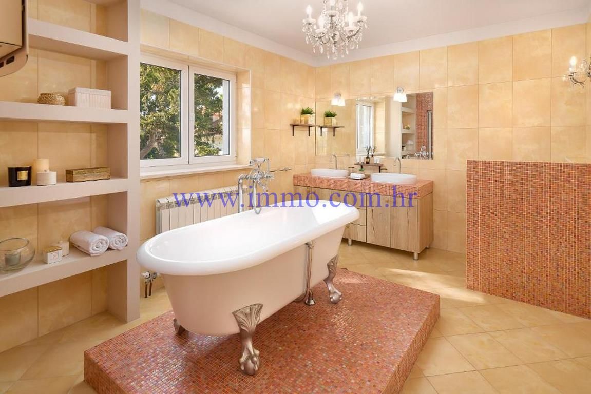 Вилла в Сплите, Хорватия, 400 м² - фото 15