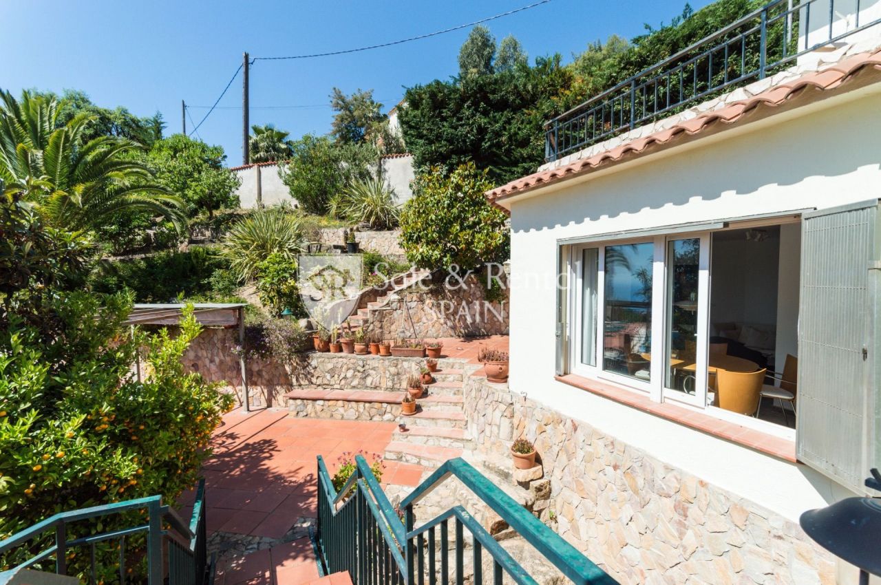 Вилла на Льорет-де-Мар, Испания, 229 м² - фото 3