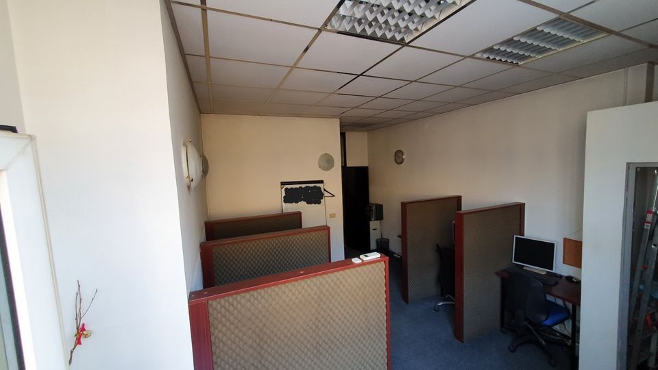 Офис в Пуле, Хорватия, 34 м2 - фото 1