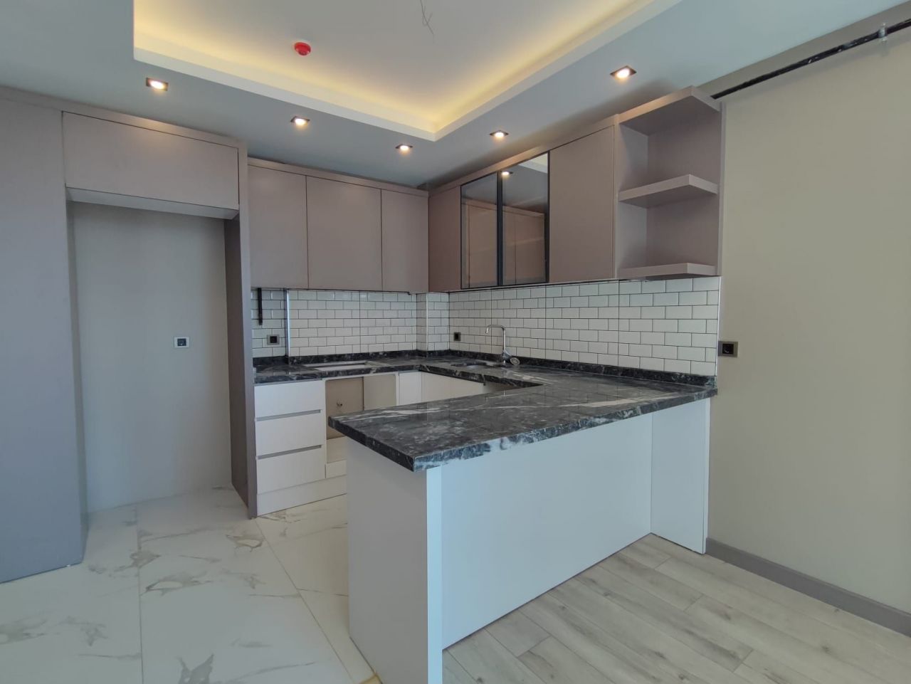 Квартира в Мерсине, Турция, 60 м² - фото 1