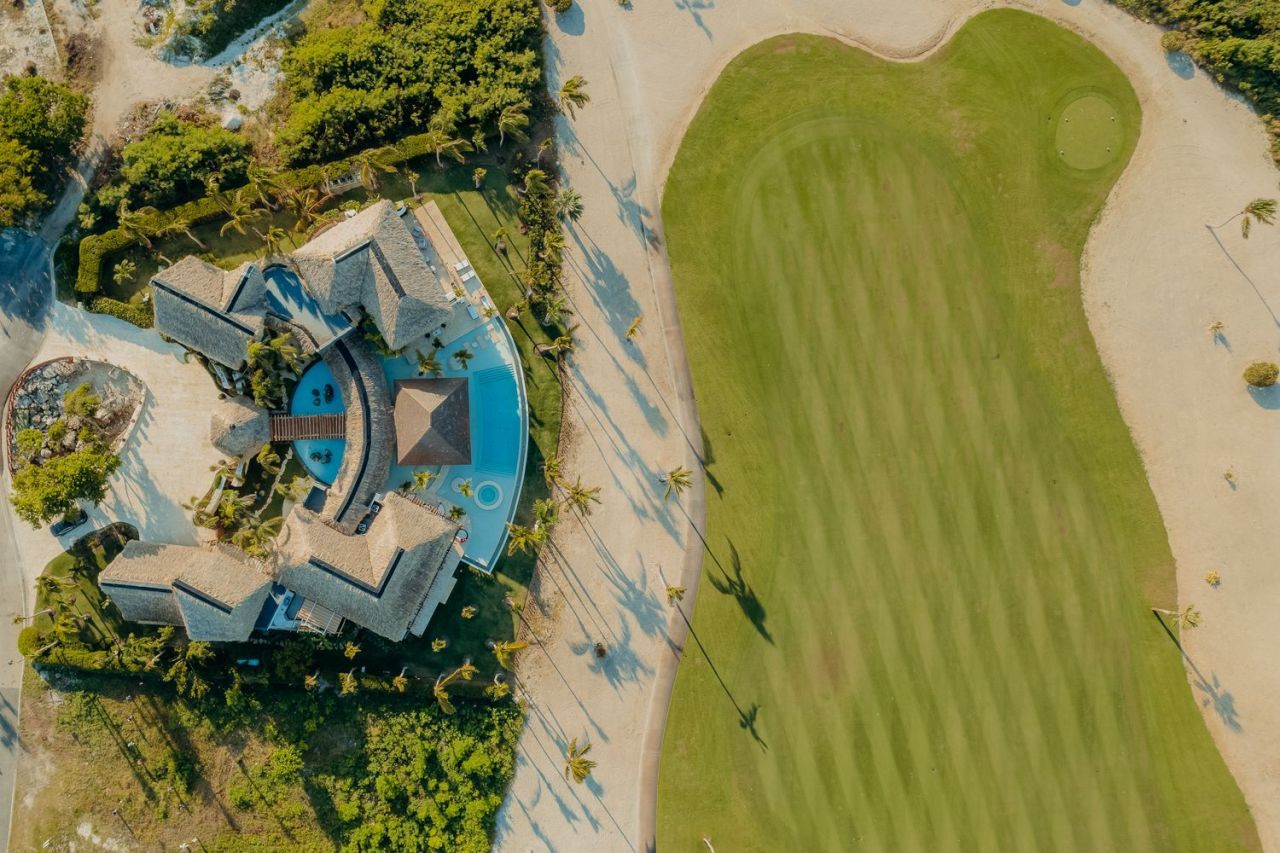 Вилла в Кап-Кане, Доминиканская Республика, 1 750 м² - фото 3