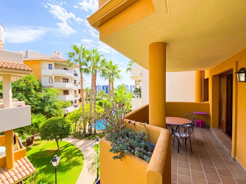Апартаменты в Пунта Приме, Испания, 83 м² - фото 1