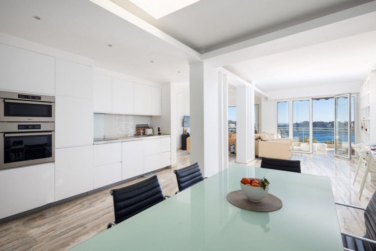 Апартаменты в Вильфранш-сюр-Мер, Франция, 111 м² - фото 15