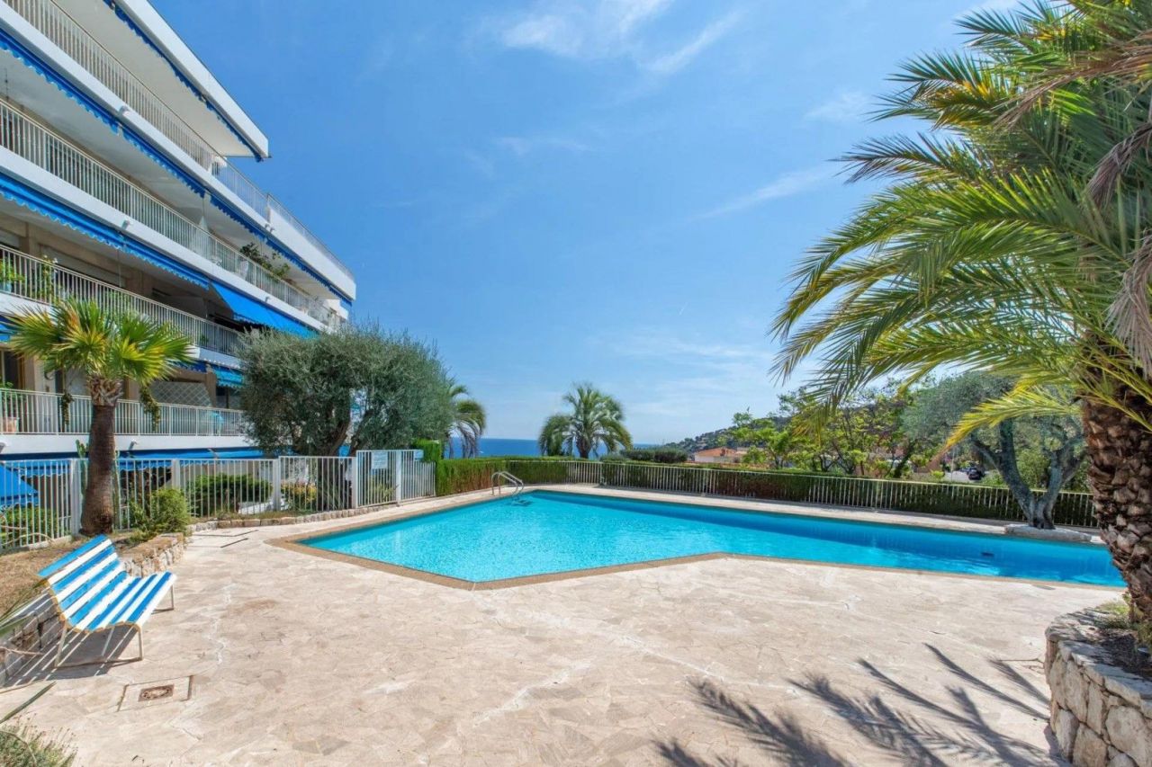 Апартаменты в Вильфранш-сюр-Мер, Франция, 111 м² - фото 18