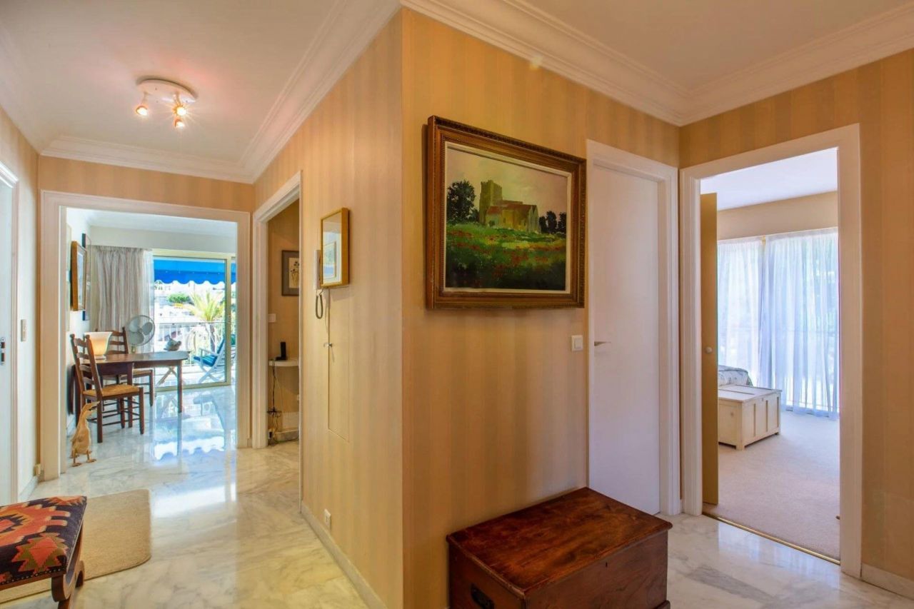 Апартаменты в Вильфранш-сюр-Мер, Франция, 111 м² - фото 5