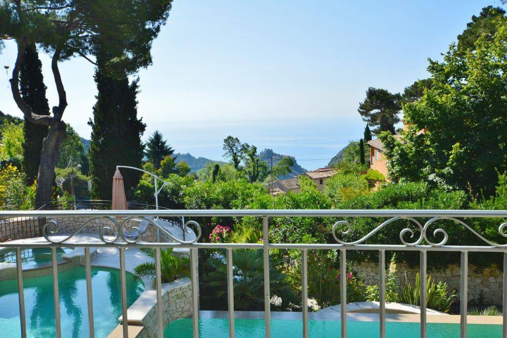 Вилла в Эзе, Франция, 220 м² - фото 3