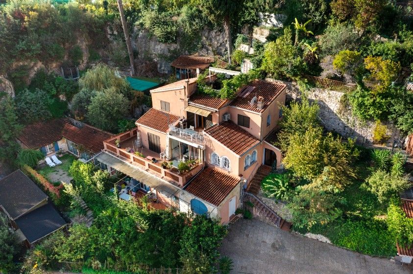 Вилла в Эзе, Франция, 260 м² - фото 2