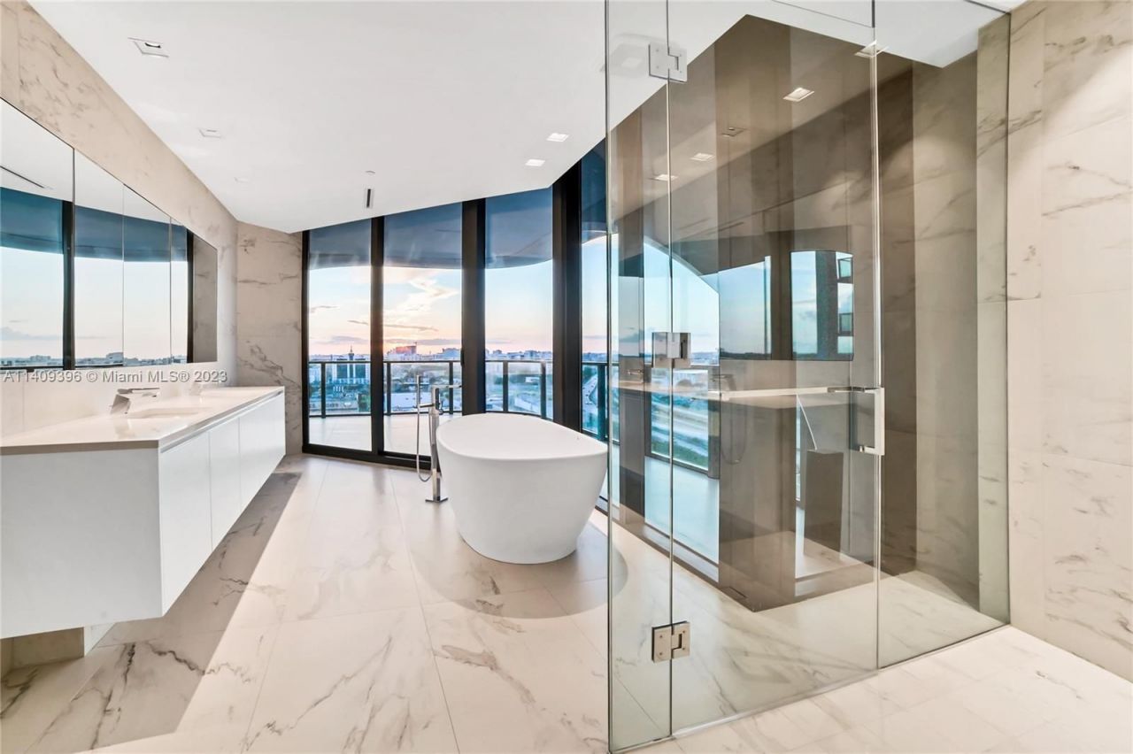 Квартира в Майами, США, 450 м² - фото 13