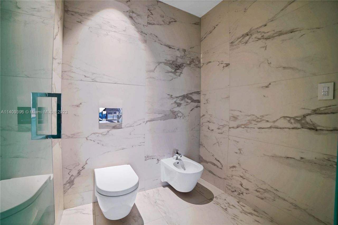 Квартира в Майами, США, 450 м² - фото 15