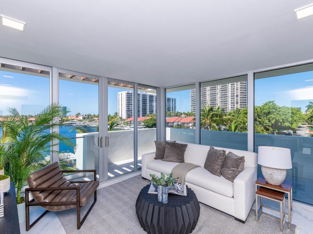 Таунхаус в Майами, США, 350 м² - фото 4