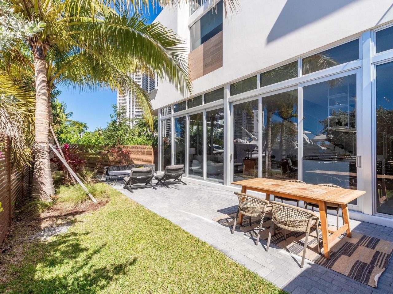 Таунхаус в Майами, США, 350 м² - фото 17